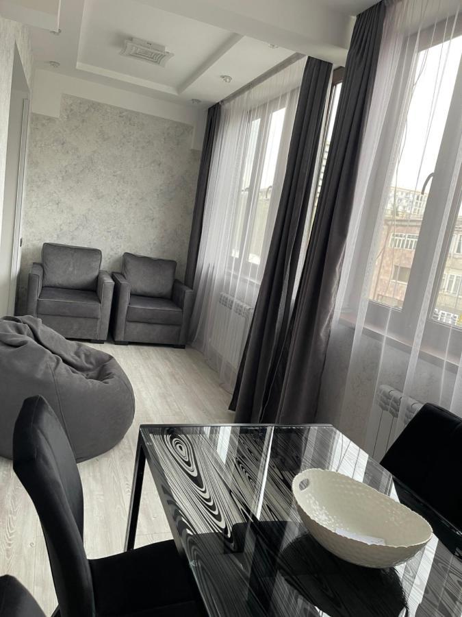 Angela'S Place Apartman Vanadzor Kültér fotó